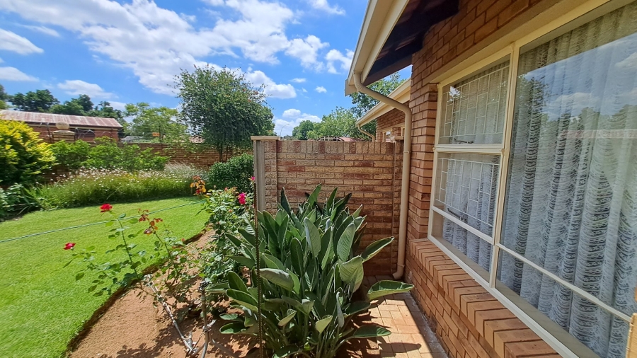 3 Bedroom Property for Sale in Fleurdal Free State